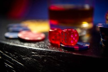 gerhana toto mobile app interface showing live-dealer tables and sportsbook markets